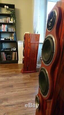 HiFi stereo speakers, custom made, excellent sound, mint cond, delivery see desc