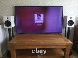 Kanto Audio YU6 Active Powered Bluetooth Studio Speakers Matte White