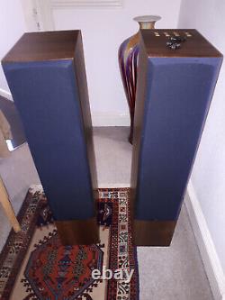 Monitor Audio MR6 6.5-Inch HiFi Floor Standing Speakers Pair Walnut