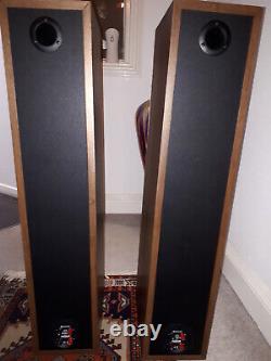 Monitor Audio MR6 6.5-Inch HiFi Floor Standing Speakers Pair Walnut