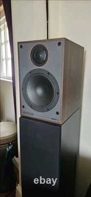 Monitor Audio Monitir 100 Bookshelf Speakers Walnut Pair Hi-Fi Stereo 8 Ohms