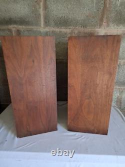 The Fisher XP 56 Vintage Stereo Speakers Pair Beautiful sound
