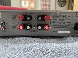 Amplificateur intégré stéréo Cambridge Audio A5 et enceintes Mission M31i