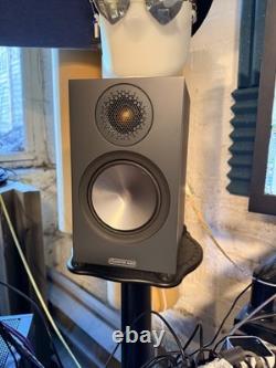 Enceintes bibliothèque Monitor Audio Bronze 50 6G, noyer