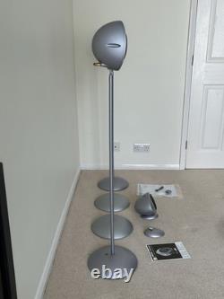 Enceintes surround KEF HTS2001 Egg x 5, 4 pieds hauts, câbles, manuels, boîte