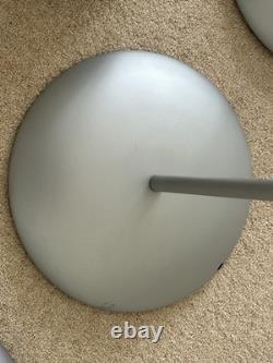 Enceintes surround KEF HTS2001 Egg x 5, 4 pieds hauts, câbles, manuels, boîte