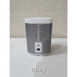 Haut-parleur intelligent compact sans fil Sonos Play1 avec son stéréo Bluetooth en blanc et gris.