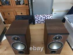 Moniteur Audio Bronze 2 Stereo Speaker Paire Walnut Open Box Impeccable