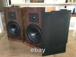 Moniteur Audio R852md Stereo Speakers, Vrai Placage En Noyer