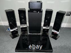 Système de cinéma maison Blu-ray Panasonic avec 5 haut-parleurs et un caisson de basses SA-BTT590