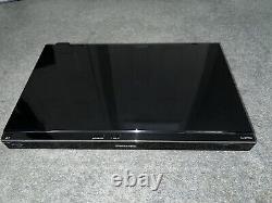 Système de cinéma maison Blu-ray Panasonic avec 5 haut-parleurs et un caisson de basses SA-BTT590