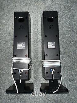 Système de cinéma maison Blu-ray Panasonic avec 5 haut-parleurs et un caisson de basses SA-BTT590