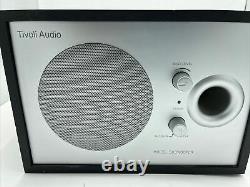 Tivoli Audio Model Two Am/fm Radio Extension Stéréo Haut-parleur & Subwoofer Testé