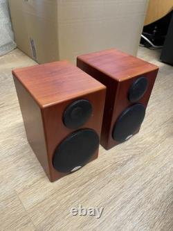 Très belle paire de haut-parleurs de bibliothèque Monitor Audio Radius 90 en palissandre/noyer